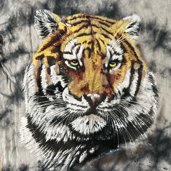 Sacred Hawk T-Shirt - Picture 4 of 10